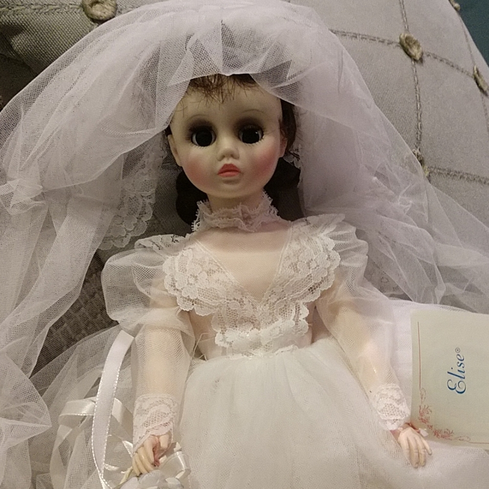 Madame Alexander Bride Doll - Picture 4 of 4